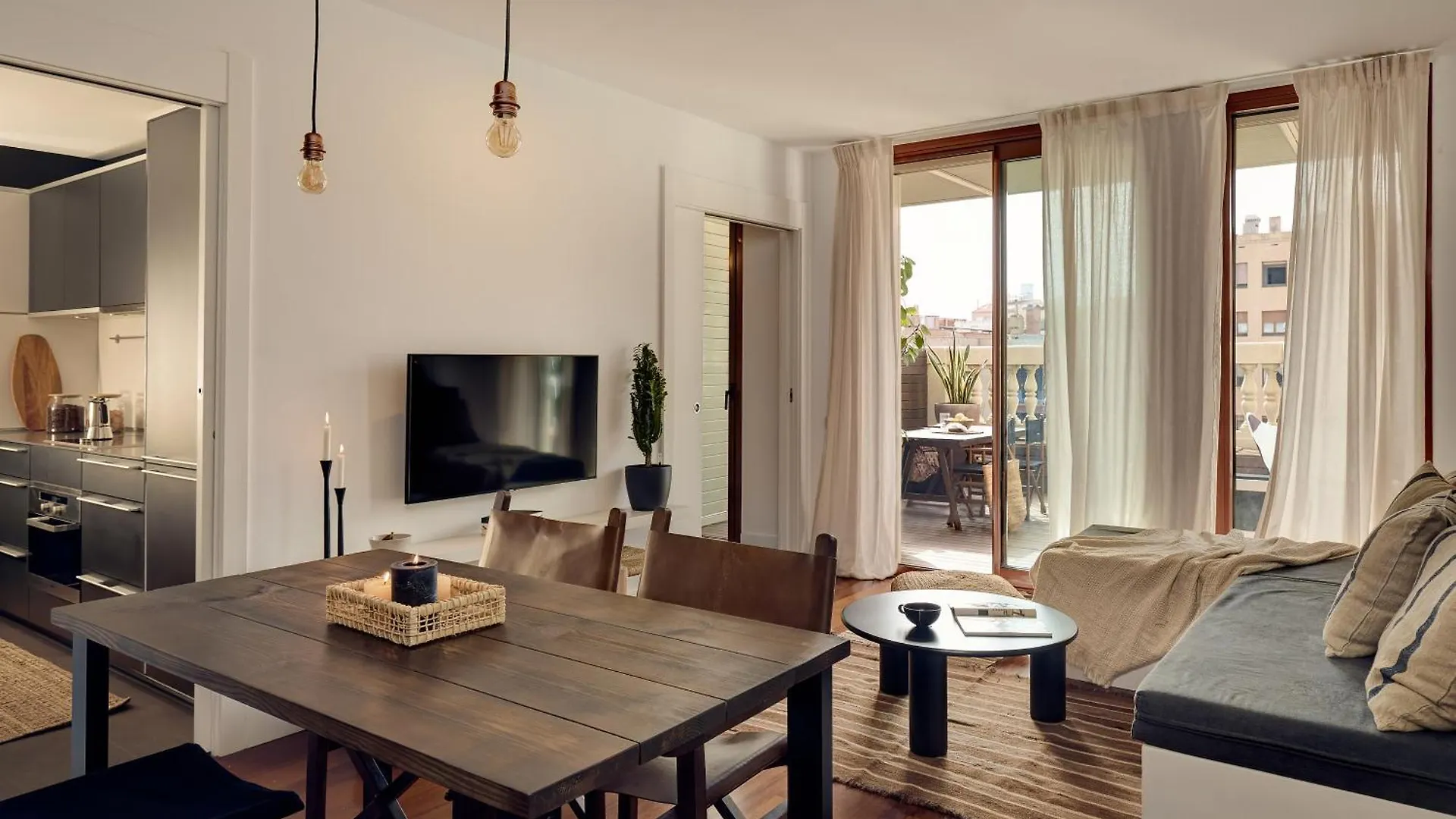 Takla - Two Bedroom Apartment In Diputacion St Barcelona