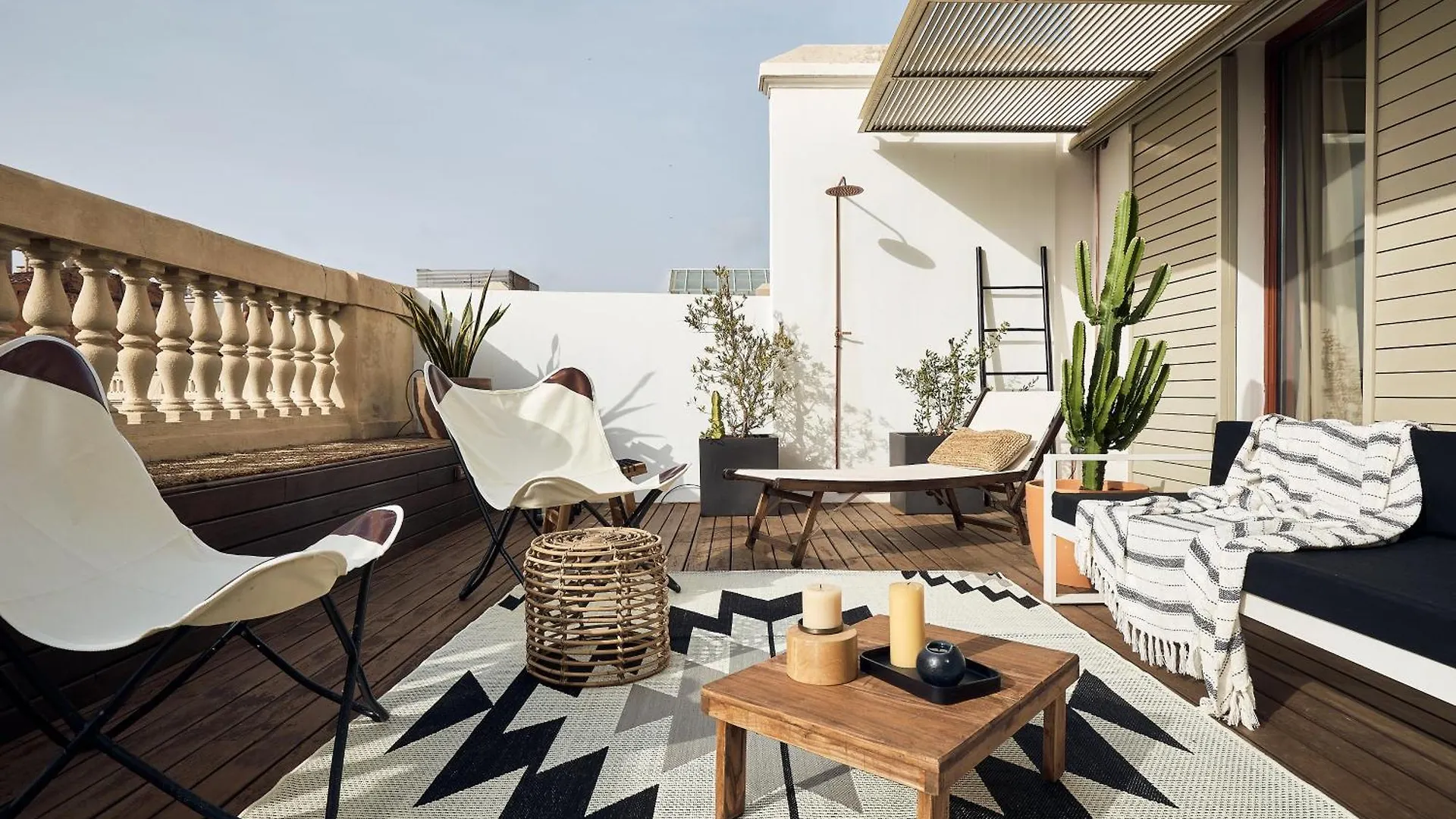 Takla - Two Bedroom Apartment In Diputacion St Barcelona